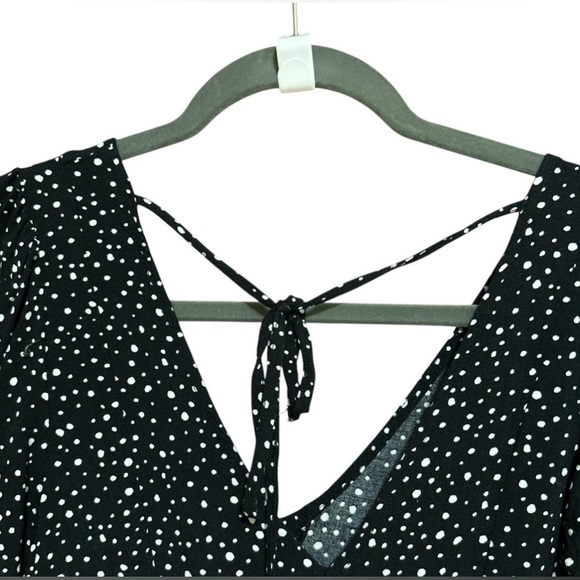 Black & white polkadot romper with button up detail, tie back detail - Picture 4 of 5